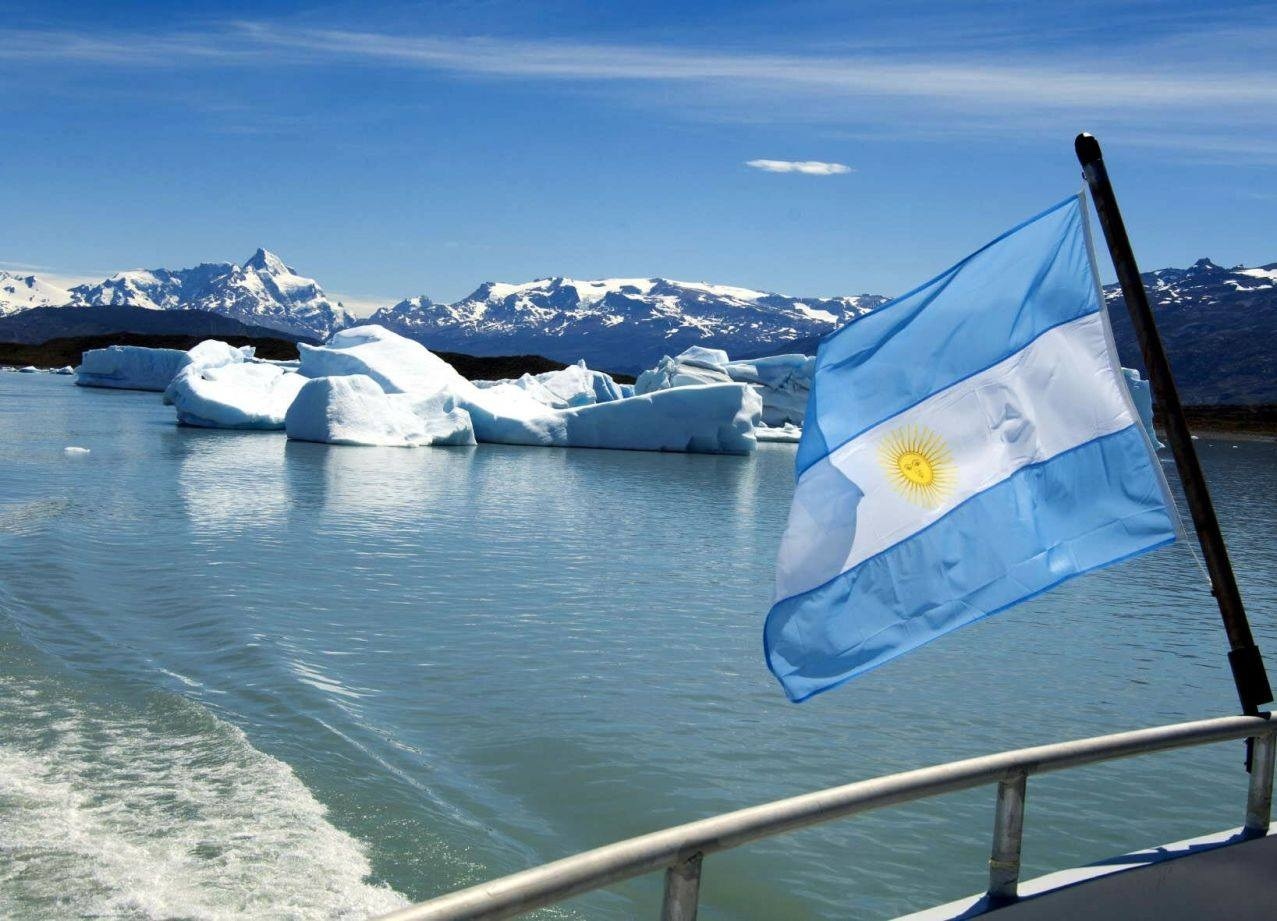 Por qué el Gobierno quiere cambiar la Ley de Glaciares y qué intereses ocultos están en juego