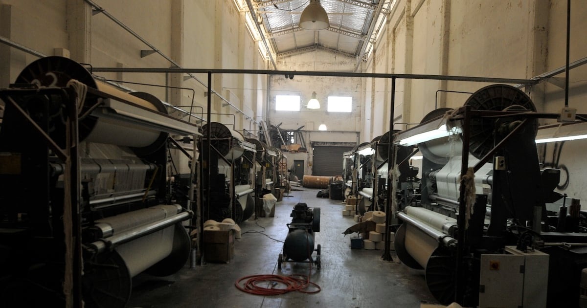 	Ajuste récord: 20 mil empresas menos y 260 mil despidos