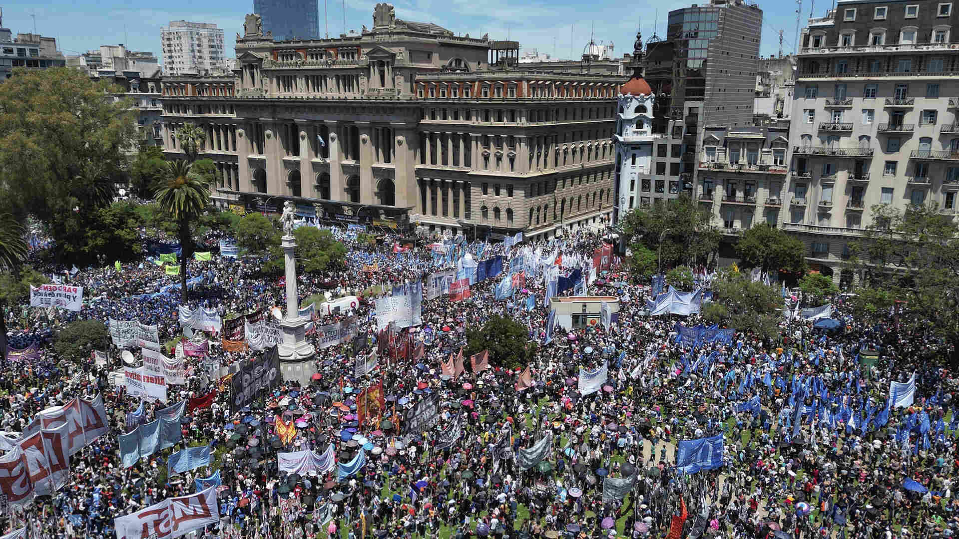 La reforma laboral se frena en el Congreso y pasa a febrero: un revés político para el Gobierno