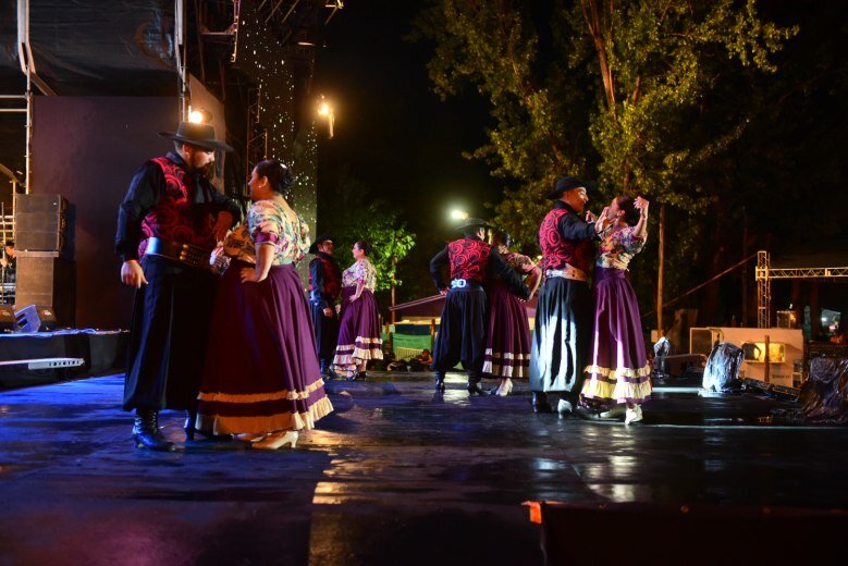 Kerm&eacute;s en el Festival Rivadavia Canta al Pa&iacute;s 