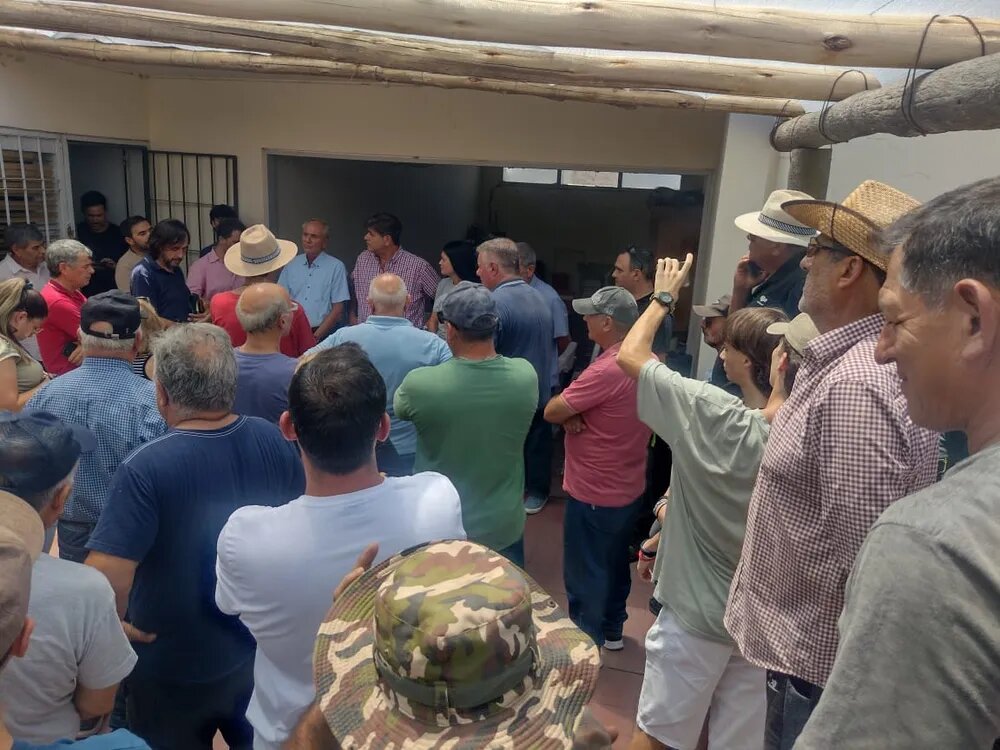 Rebeli&oacute;n en el Este: productores denuncian precios irrisorios y exigen medidas urgentes