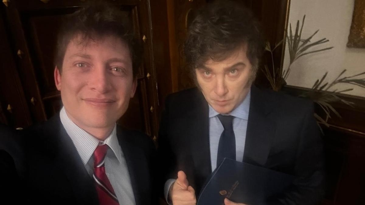 Peligro de "Estado Policial": El DNU de Milei que otorga a la SIDE el poder de detener ciudadanos  