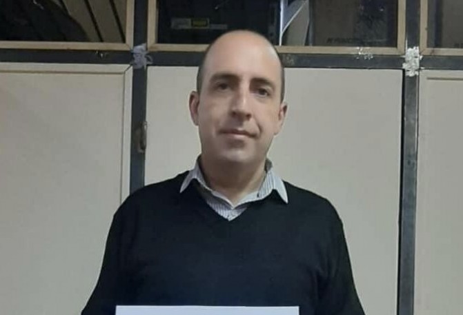 El concejal Alejandro Flores habl&oacute; de controversias &eacute;ticas y demandas de transparencia