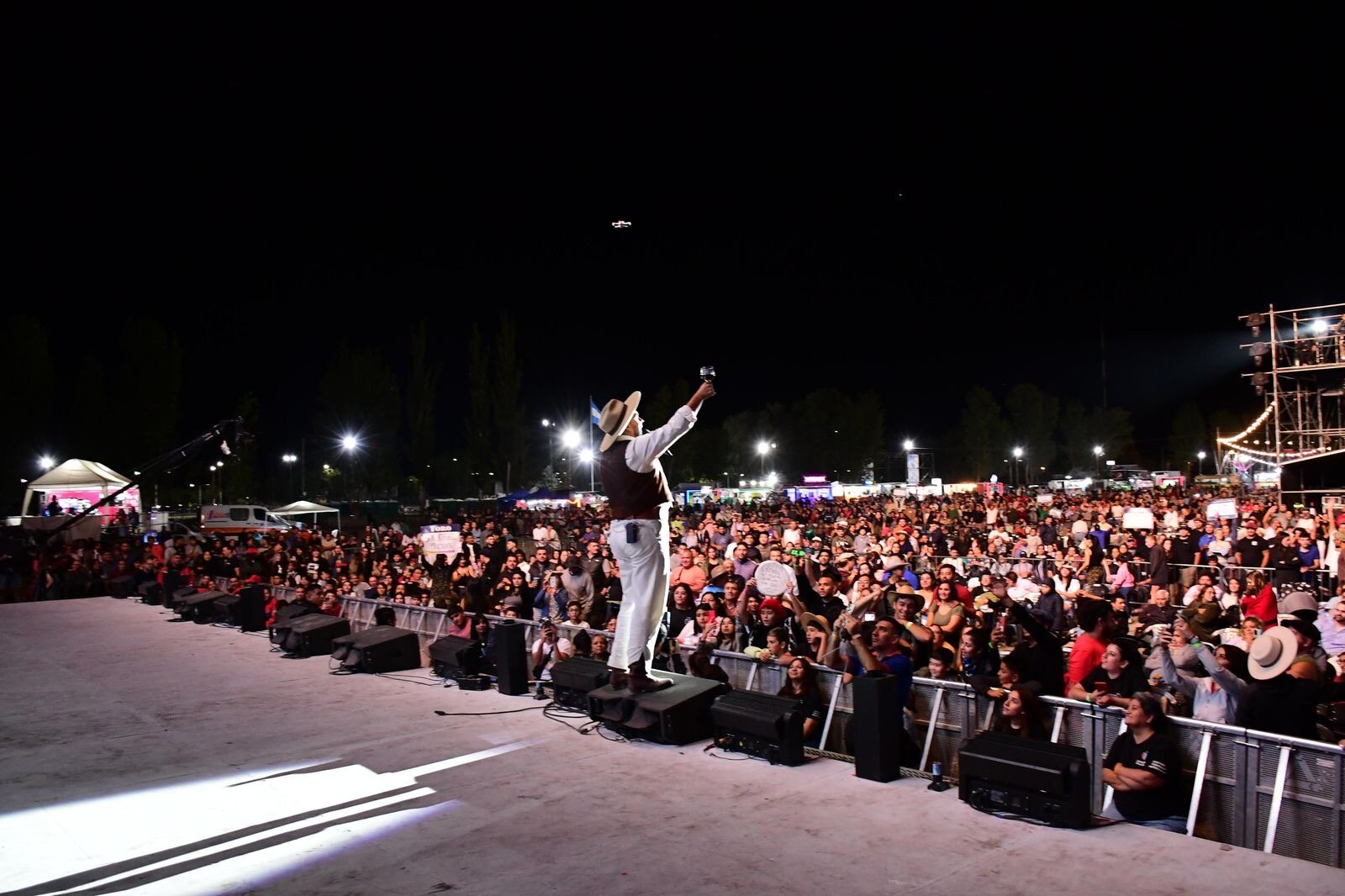 Santa Rosa vibr&oacute; con el Festival de la Cueca y el Damasco: un cierre inolvidable