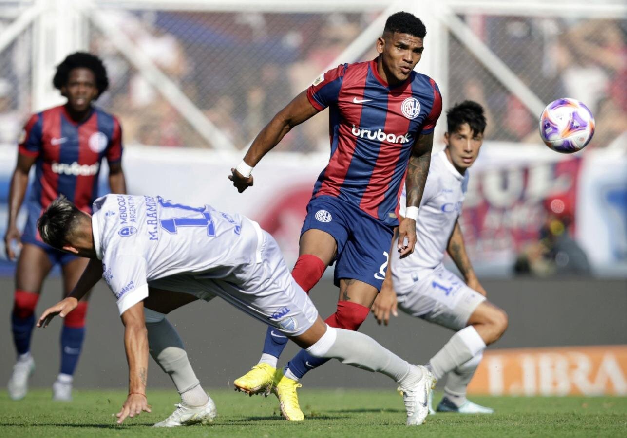 Godoy Cruz busca asegurar su pase a cuartos ante San Lorenzo  