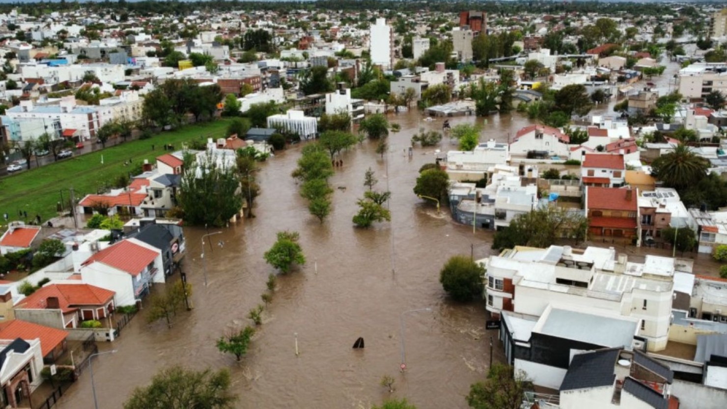 Jun&iacute;n se une a la colecta solidaria para ayudar a los damnificados por las inundaciones en Bah&iacute;a Blanca