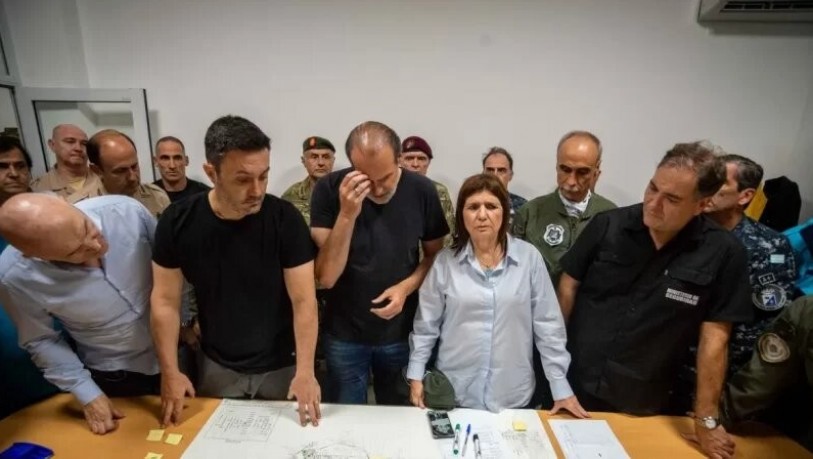 Tensi&oacute;n en Bah&iacute;a Blanca: militares increpan a Petri por el recorte en la obra social