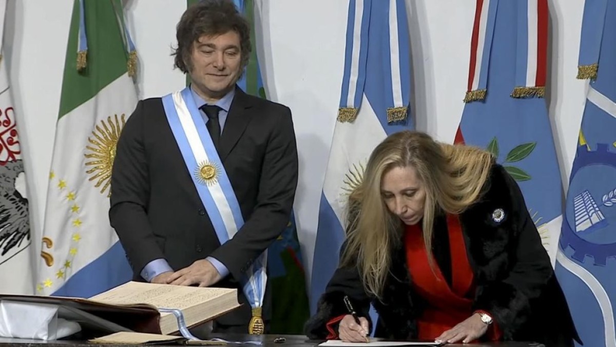 Sombras en la Rosada: Karina Milei adjudic&oacute; una pol&eacute;mica licitaci&oacute;n a una empresa vinculada a la corrupci&oacute;n