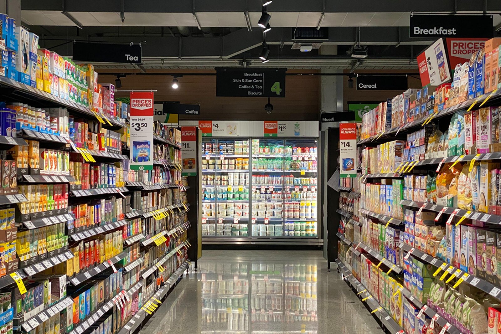 Los precios de productos de consumo masivo experimentaron aumentos significativos en marzo