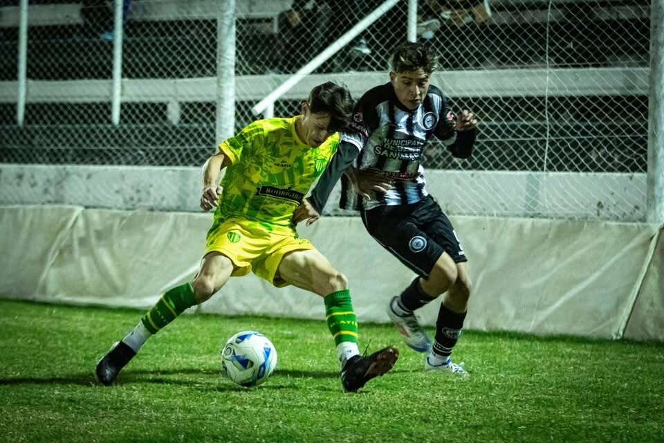 El Torneo Apertura 2025 de la Liga Rivadaviense arranc&oacute; con emociones y grandes encuentros