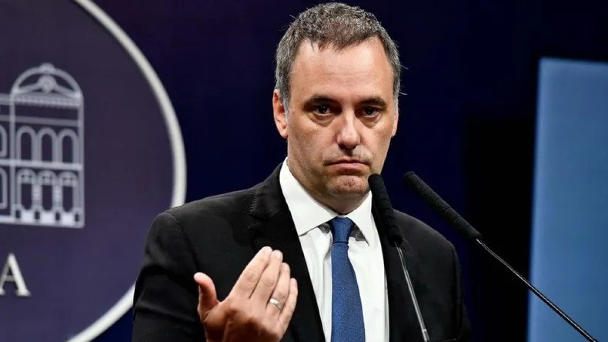 La Justicia confirm&oacute; que Manuel Adorni viaj&oacute; a Aruba en primera clase con toda su familia