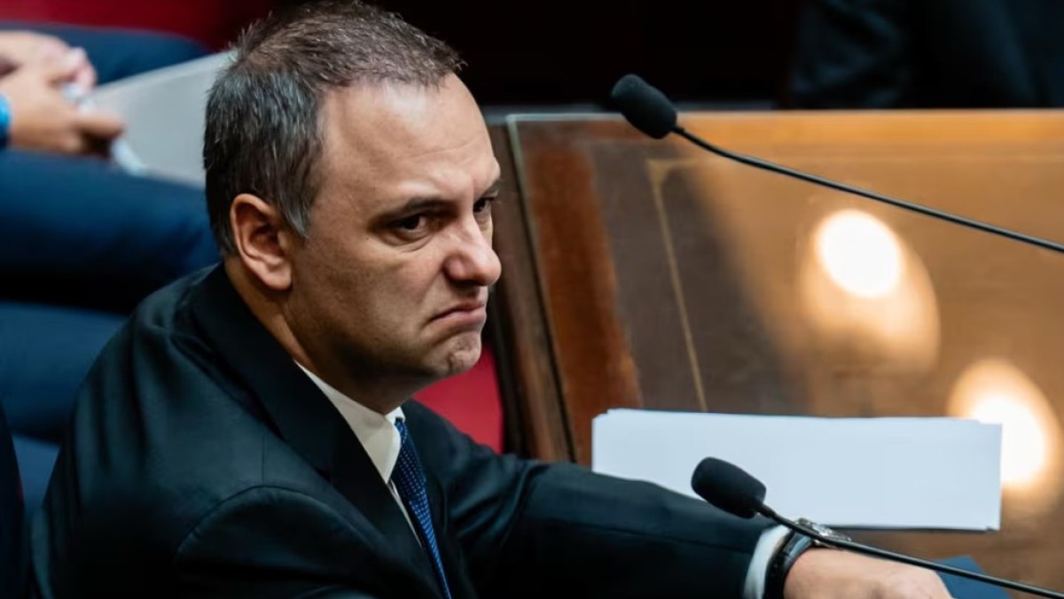 Billetes en mano y sin facturas: la confesi&oacute;n del contratista sobre la reforma millonaria que acorrala a Manuel Adorni