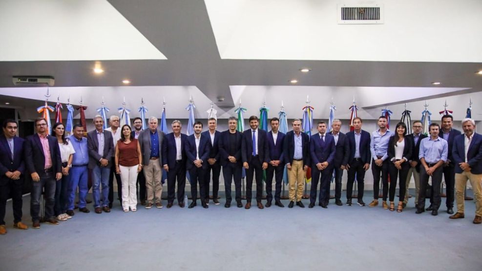 El efecto Misiones: Gobernadores aliados a Milei comienzan a pagar un alto costo electoral