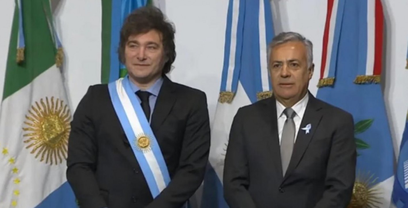 Cornejo se recuesta sobre Milei y entrega las listas nacionales para sellar la alianza?