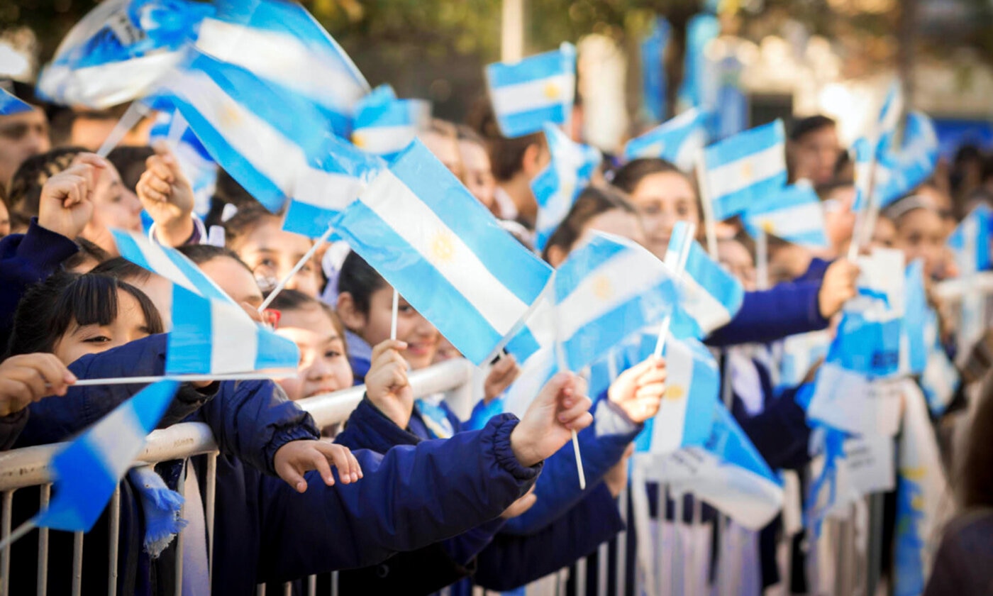 Lavalle celebra el 208&deg; Aniversario de la Independencia en Costa de Araujo