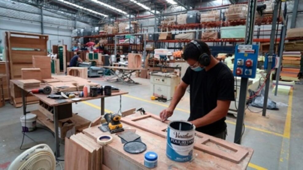 Efecto Recesi&oacute;n: La Industria Pyme Contin&uacute;a en Ca&iacute;da Libre en Junio