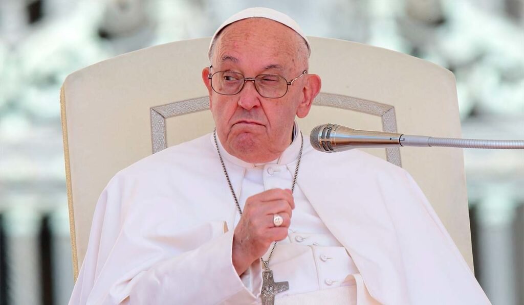 El Papa Francisco expresa su preocupaci&oacute;n por las visitas de diputados libertarios a genocidas