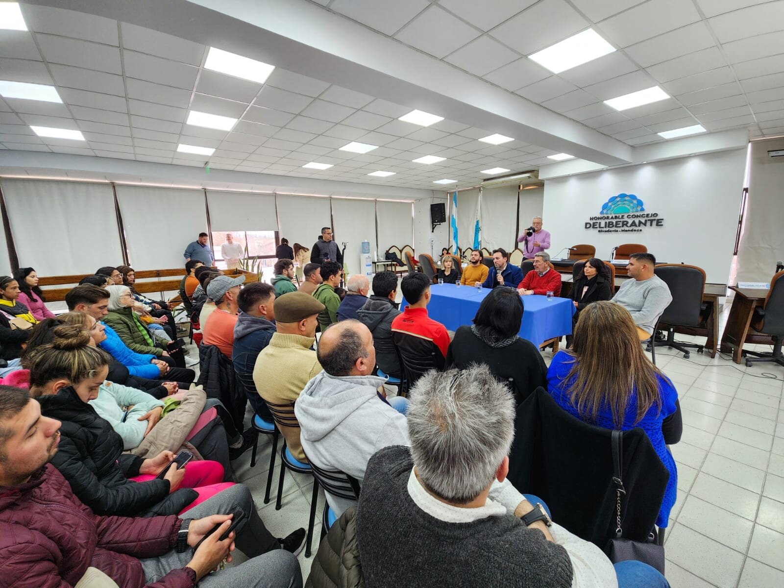 J&oacute;venes de Rivadavia obtienen certificaci&oacute;n en soldadura tras capacitarse en aulas m&oacute;viles de la DGE