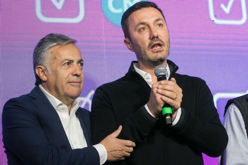 Cornejo calla, Petri festeja: la extra&ntilde;a pareja pol&iacute;tica mendocina 