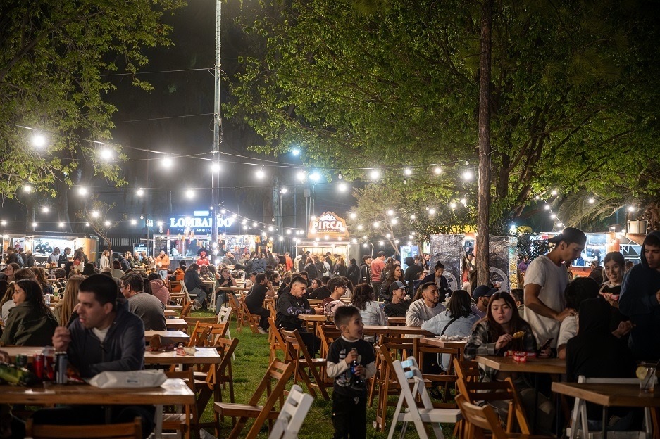 El Parque San Vicente se enciende con tres d&iacute;as de m&uacute;sica, gastronom&iacute;a y solidaridad: llega AMEGAM 2025