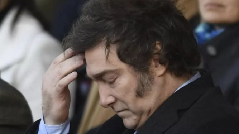 Milei baj&oacute; a Espert tras encuestas demoledoras y busca salvar la campa&ntilde;a con Santilli