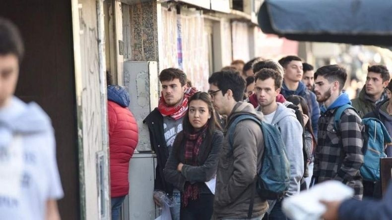 Mendoza perdi&oacute; casi mil empleadores y m&aacute;s de 2.300 puestos de trabajo durante el gobierno de Milei