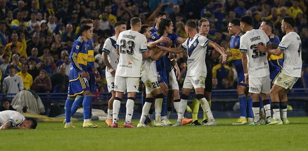 Boca Juniors y V&eacute;lez Sarsfield definen un lugar en la final de la Copa Argentina