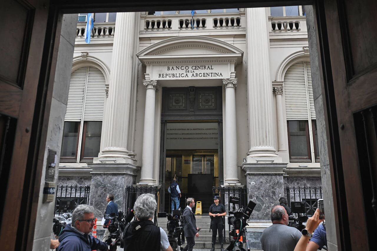 Reservas en rojo: fuerte ca&iacute;da de USD 2.000 millones en el Banco Central